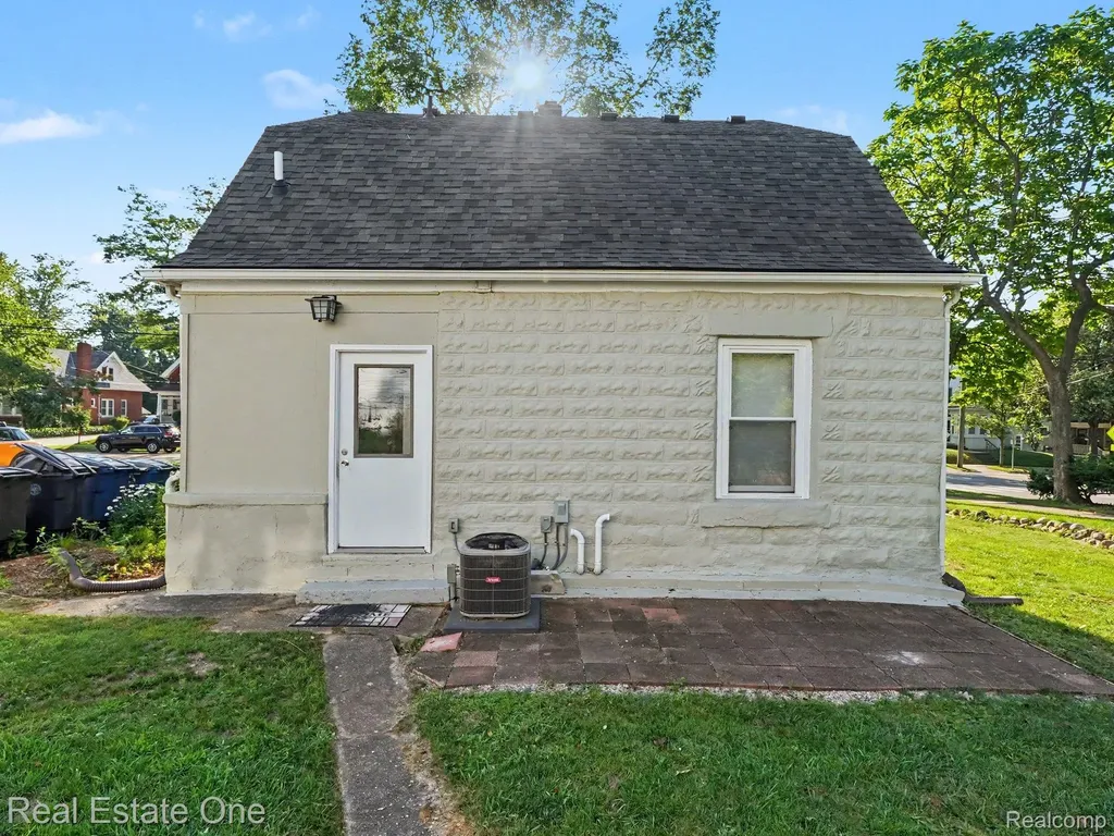 203 N 7th Street Ann Arbor City MI 48103