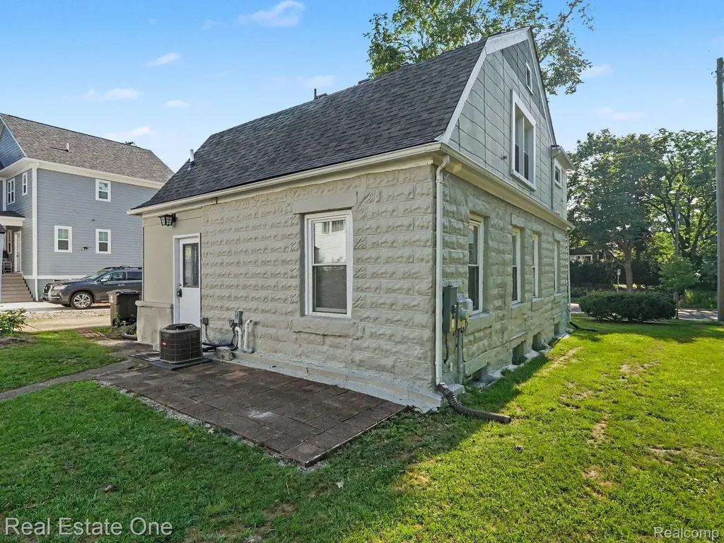 203 N 7th Street Ann Arbor City MI 48103