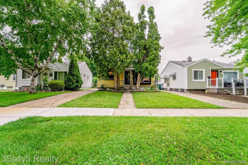 2212 Detroit Avenue Lincoln Park City MI 48146