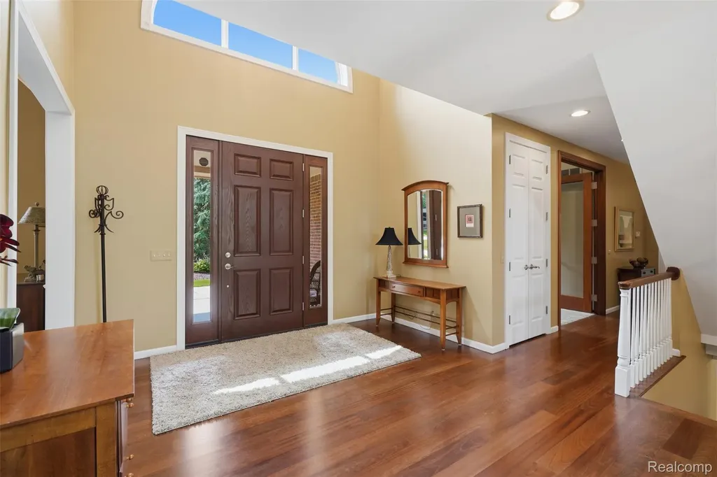 5110 Kitson Lane West Bloomfield Charter Township MI 48324
