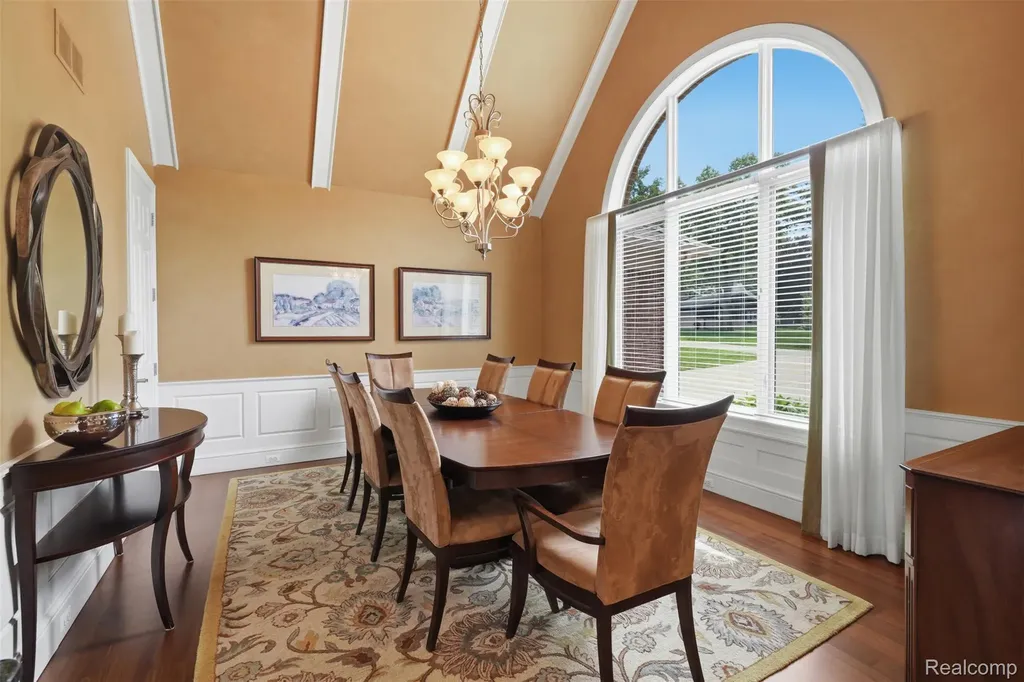 5110 Kitson Lane West Bloomfield Charter Township MI 48324