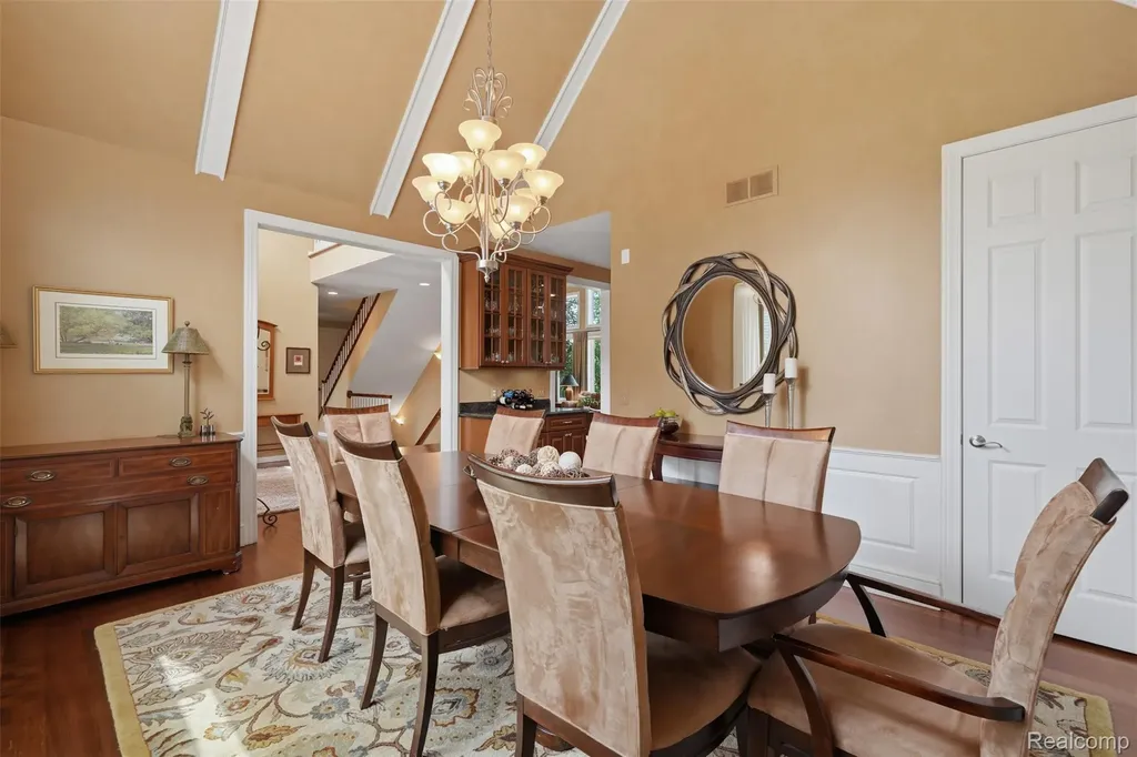 5110 Kitson Lane West Bloomfield Charter Township MI 48324