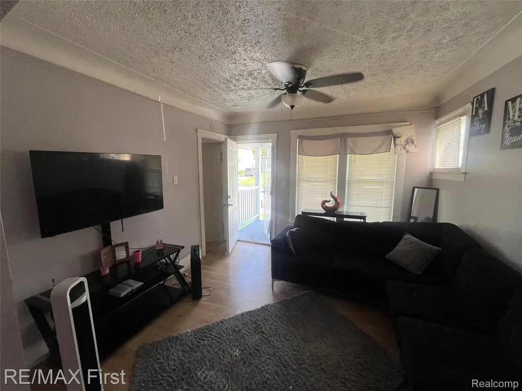 15010 Lappin Street Detroit City MI 48205