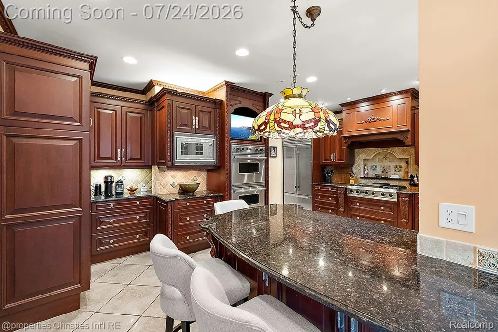 316 Hendrie Boulevard Royal Oak City MI 48067