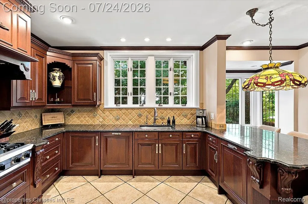316 Hendrie Boulevard Royal Oak City MI 48067