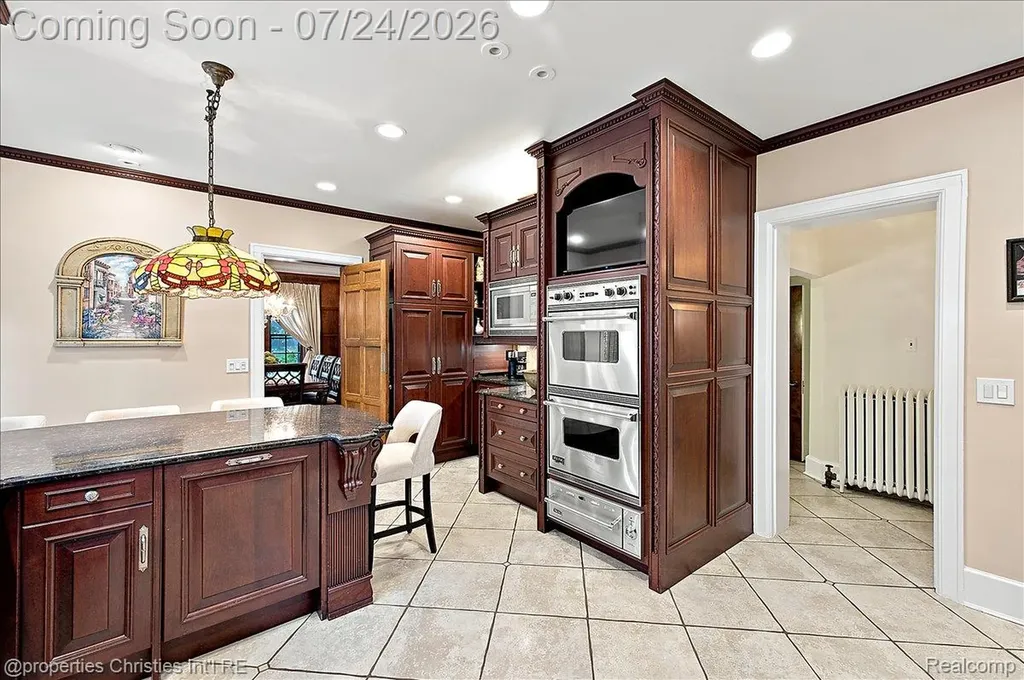 316 Hendrie Boulevard Royal Oak City MI 48067