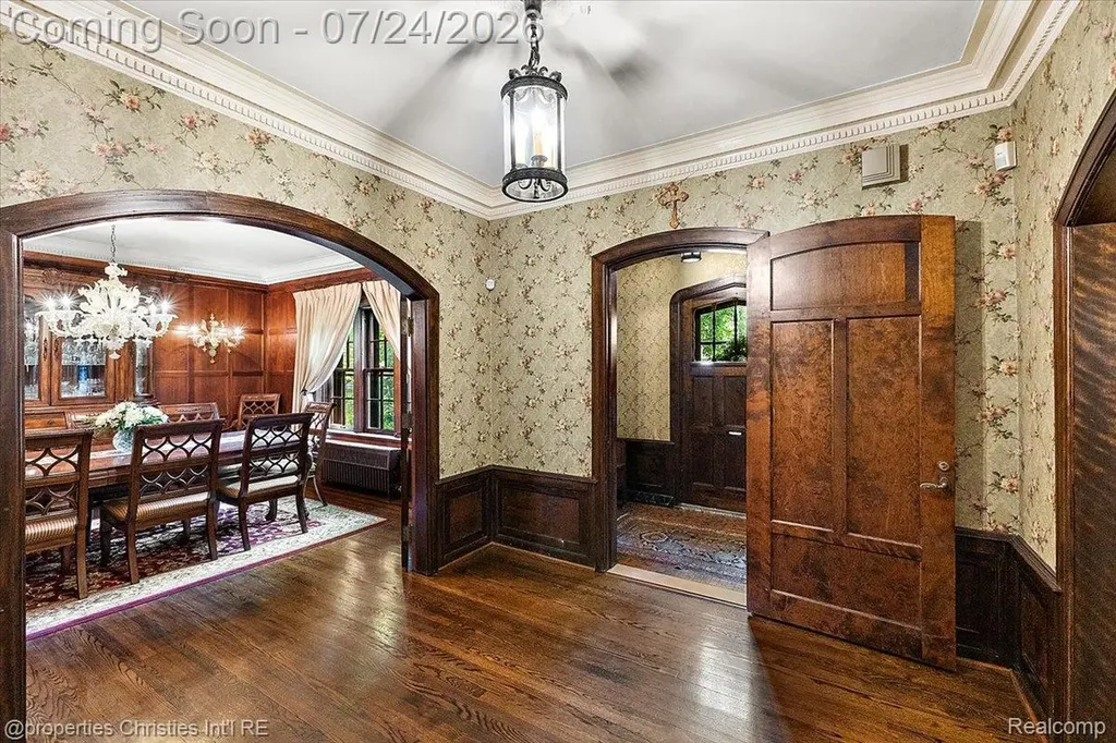 316 Hendrie Boulevard Royal Oak City MI 48067