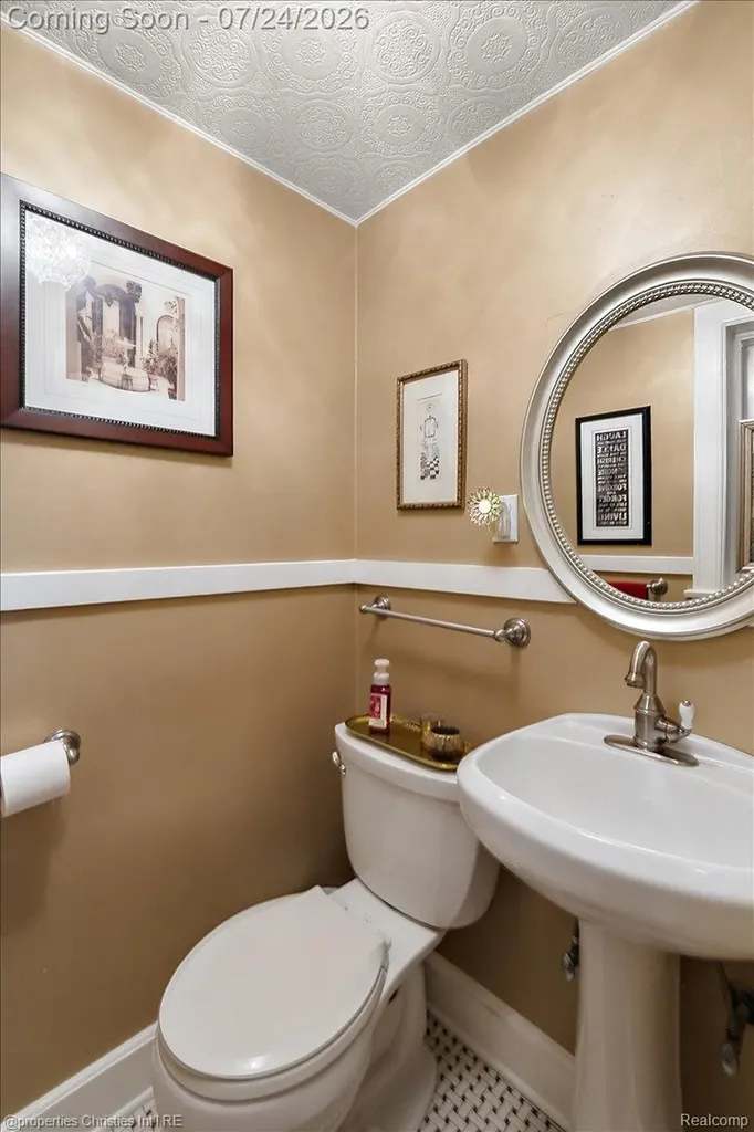 316 Hendrie Boulevard Royal Oak City MI 48067
