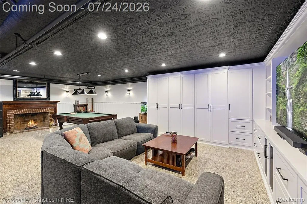 316 Hendrie Boulevard Royal Oak City MI 48067