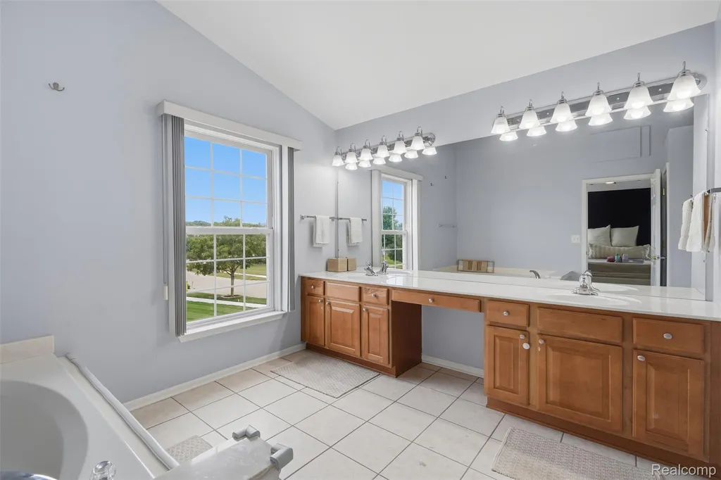 24774 Summer Lane Flat Rock City MI 48134