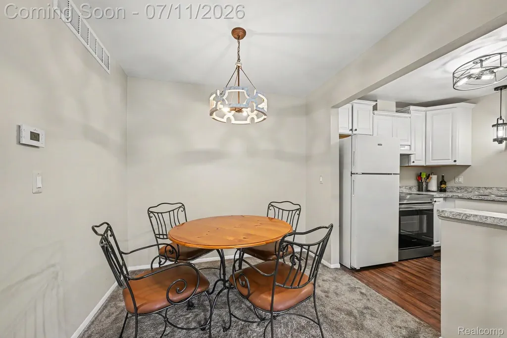 29508 Bobrich Street Livonia City MI 48152
