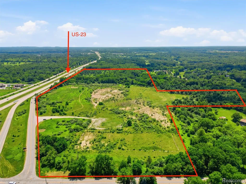 4975 Old Us 23 Hartland Township MI 48430