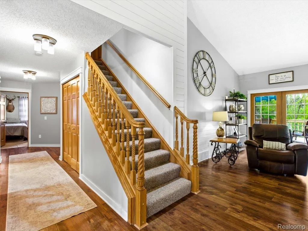2837 Shorewood Boulevard Fort Gratiot Charter Township MI 48059