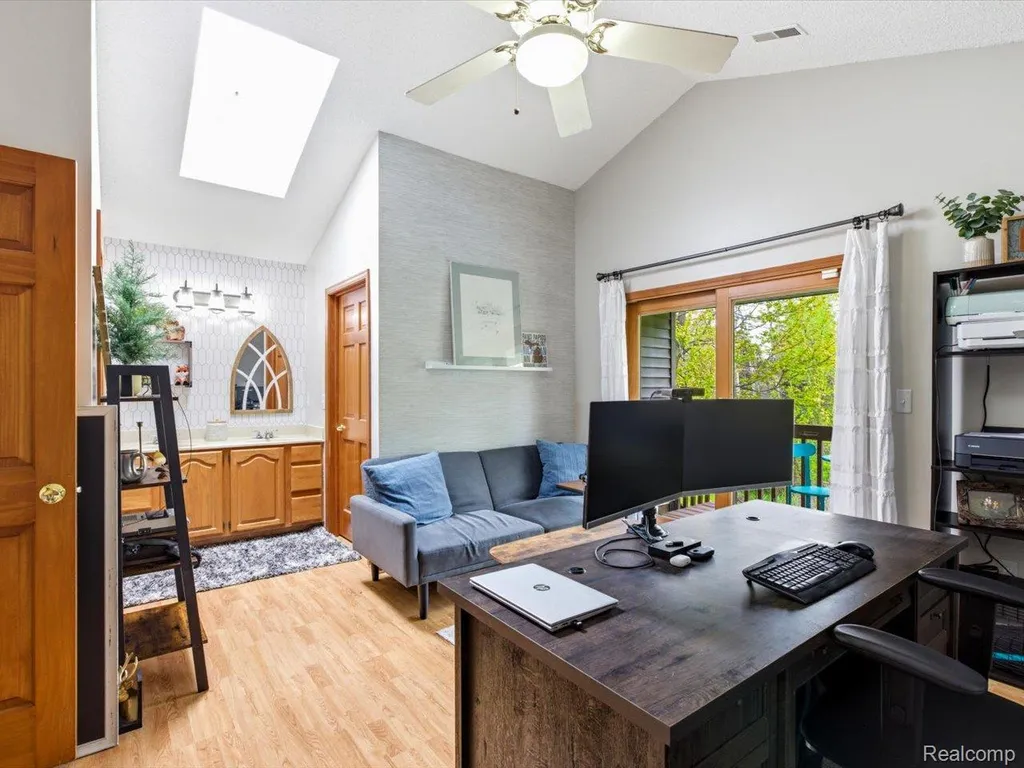 2837 Shorewood Boulevard Fort Gratiot Charter Township MI 48059