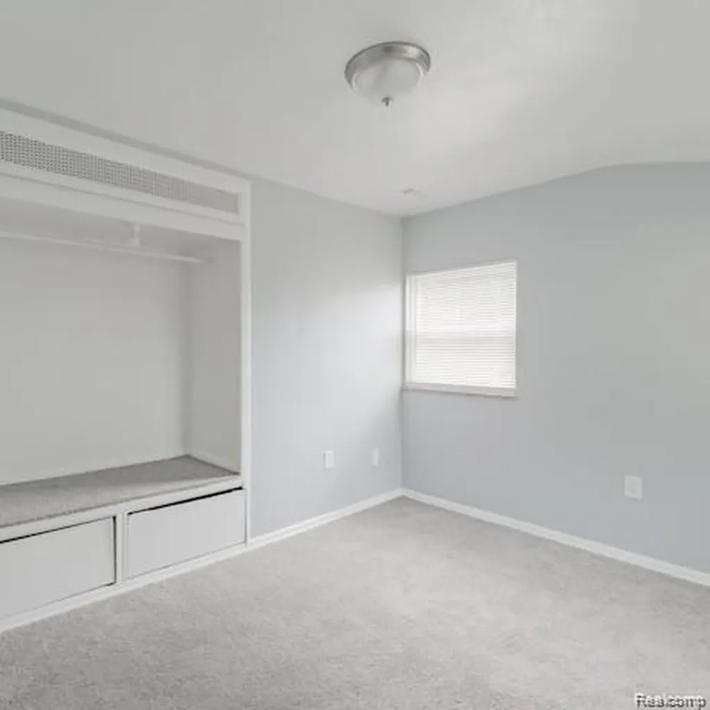 440 Jewell Street Ferndale City MI 48220