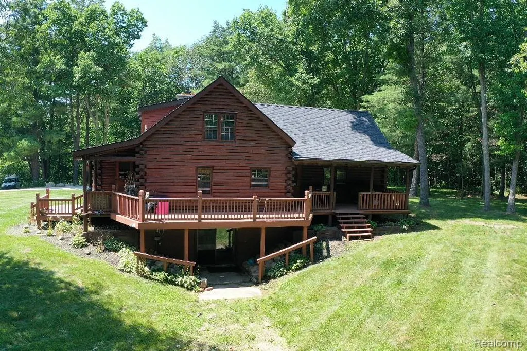 3656 Stanley Road Oregon Township MI 48421