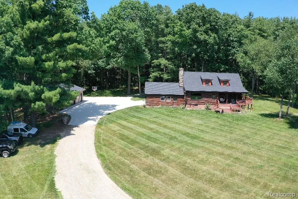 3656 Stanley Road Oregon Township MI 48421