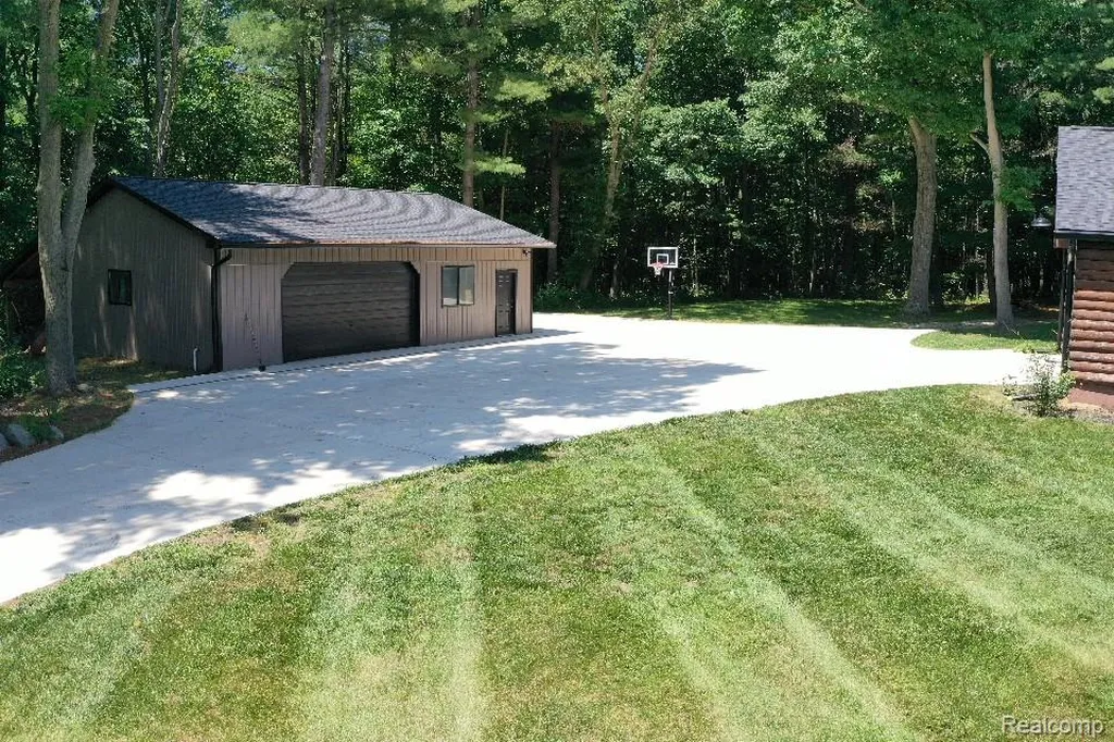 3656 Stanley Road Oregon Township MI 48421