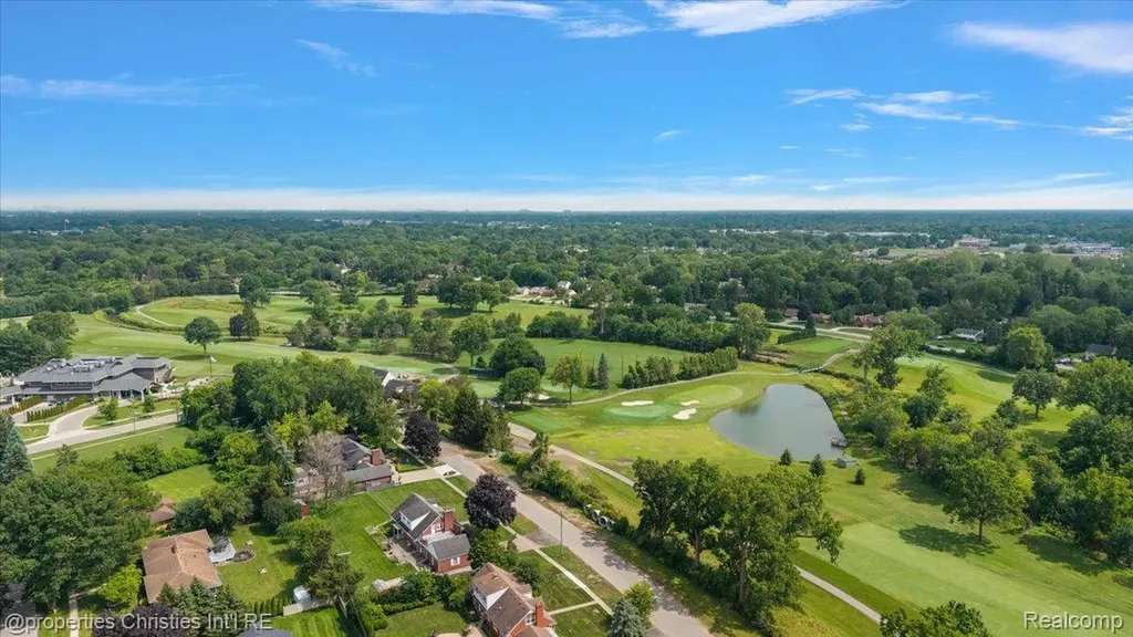 14700 Fox Redford Charter Township MI 48239