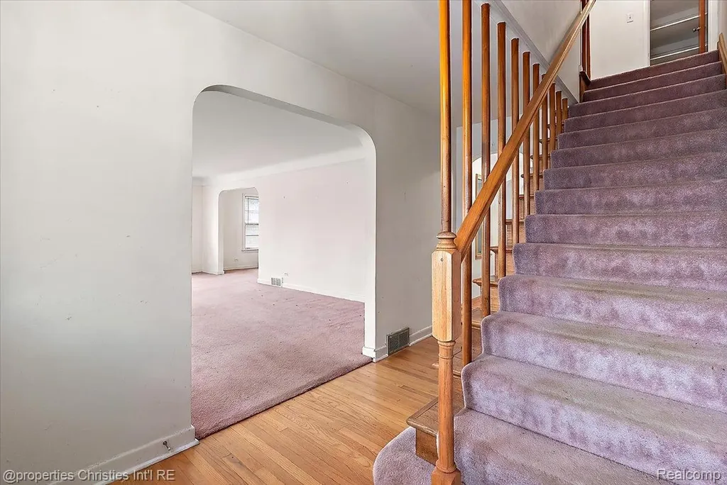 14700 Fox Redford Charter Township MI 48239
