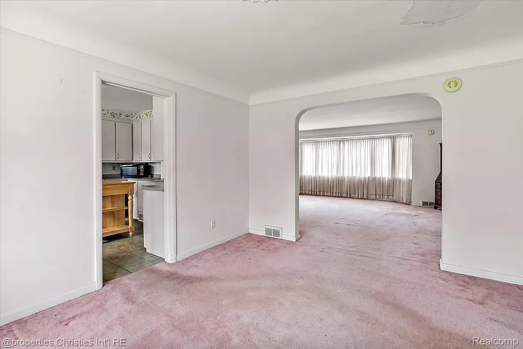 14700 Fox Redford Charter Township MI 48239