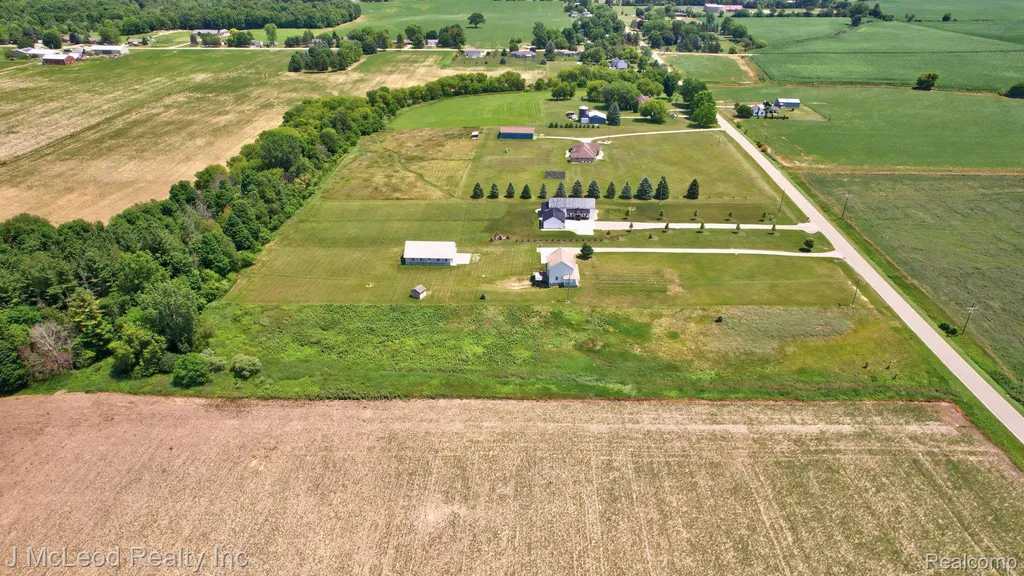 5160 Barnes Road Millington Township MI 48746