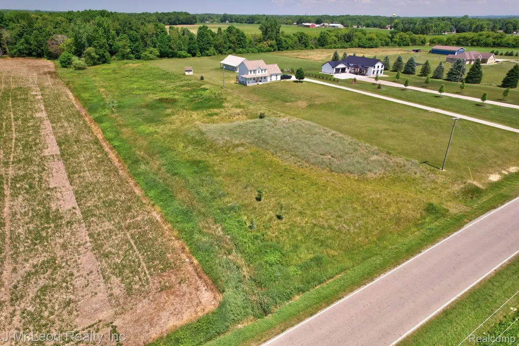 5160 Barnes Road Millington Township MI 48746