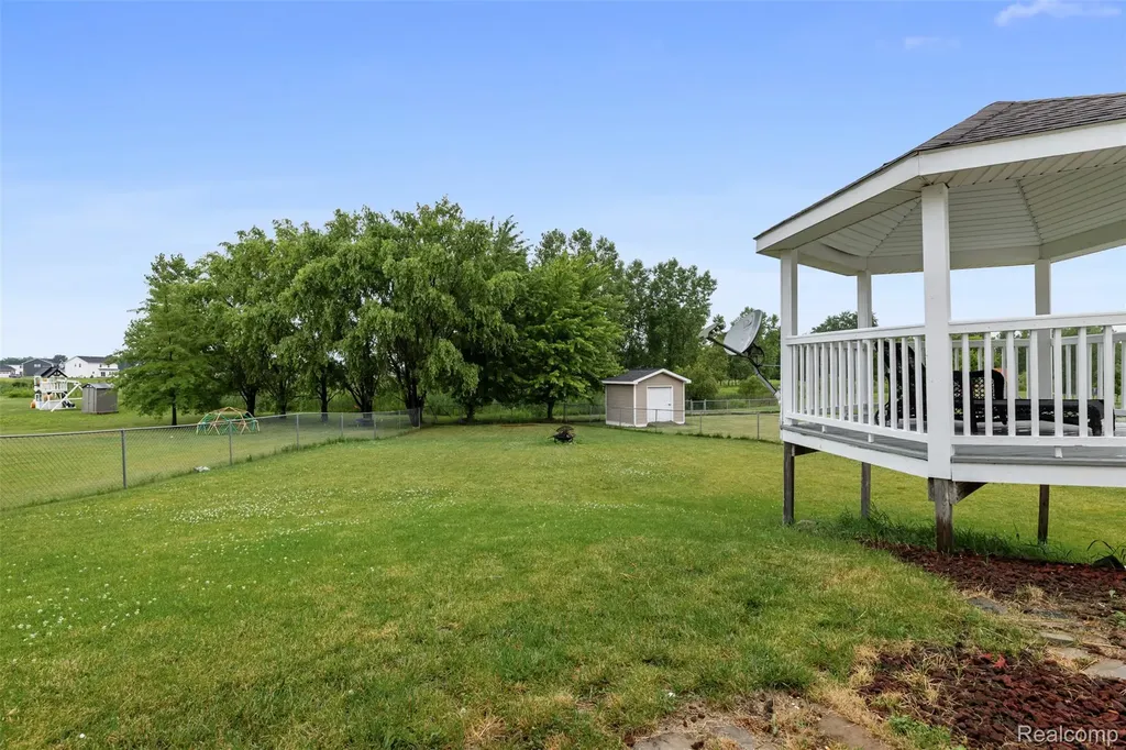 13046 Stony Brook Pass Fenton Charter Township MI 48451