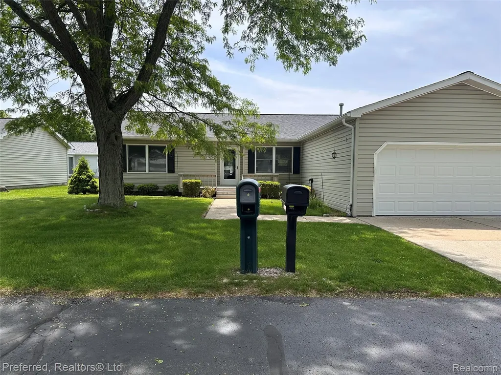38537 Chestnut Lane Westland City MI 48185