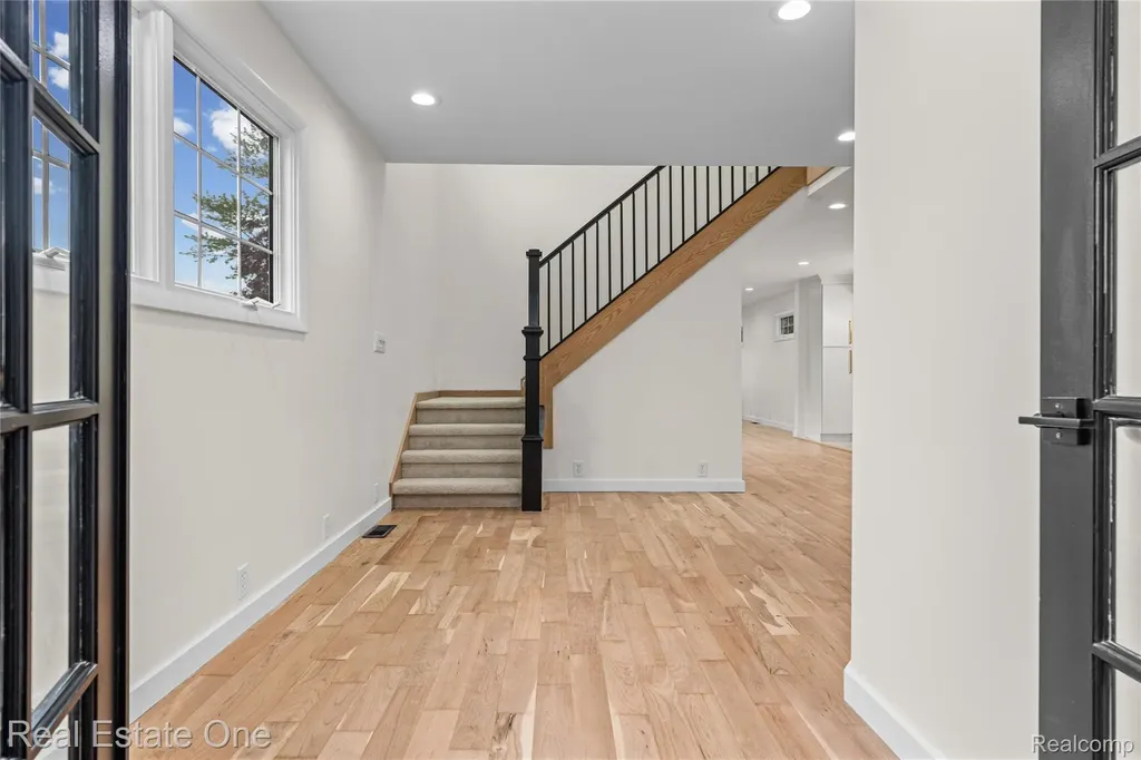 9047 Gale Road White Lake Charter Township MI 48386