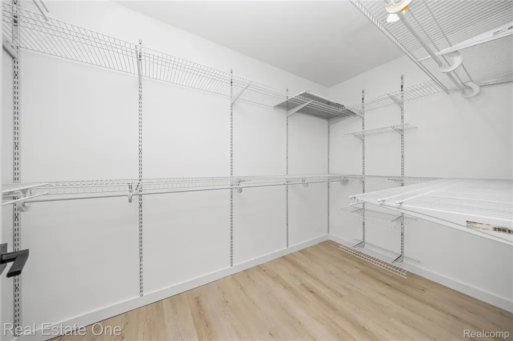 9047 Gale Road White Lake Charter Township MI 48386