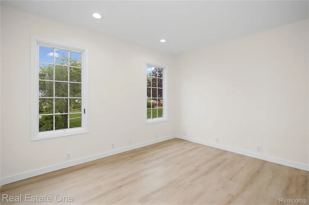 9047 Gale Road White Lake Charter Township MI 48386