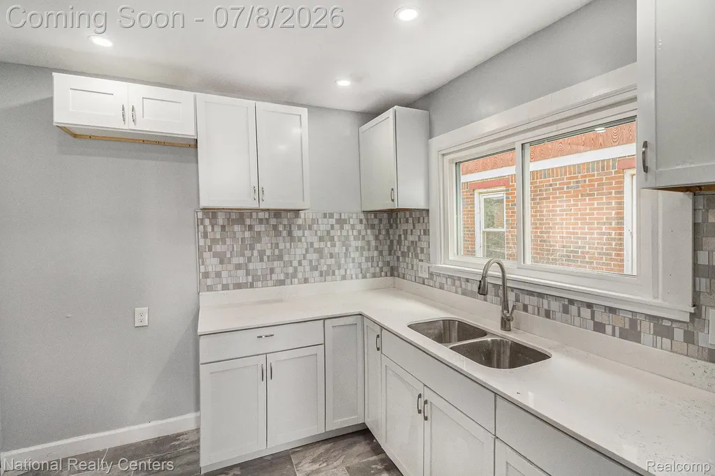 16762 Woodingham Drive Detroit City MI 48221