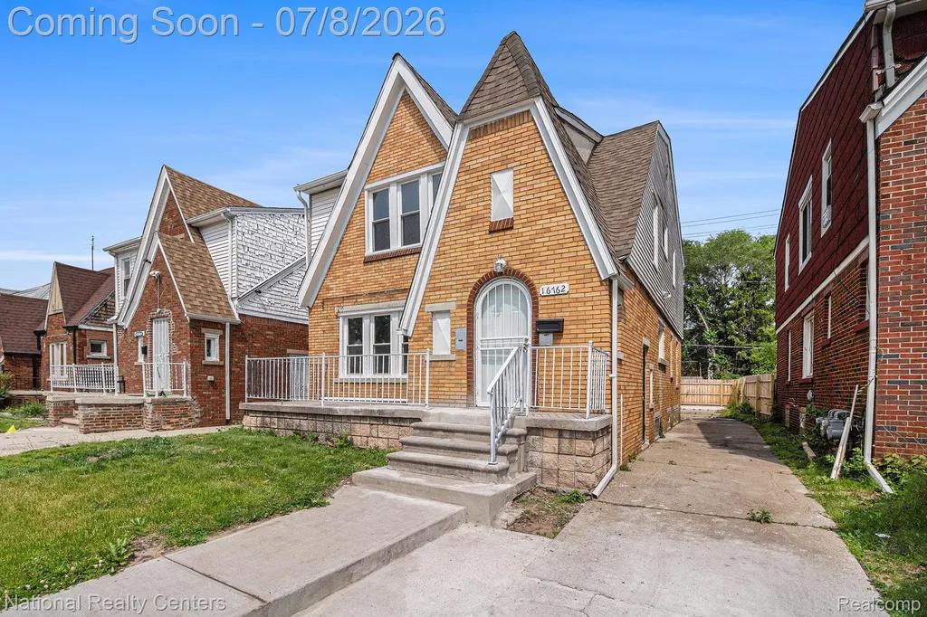 16762 Woodingham Drive Detroit City MI 48221