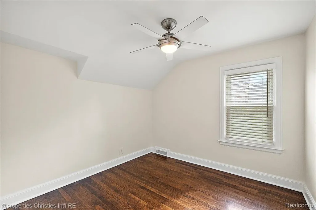 1900 Fairview Street Birmingham City MI 48009