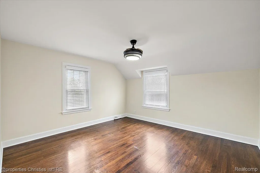 1900 Fairview Street Birmingham City MI 48009