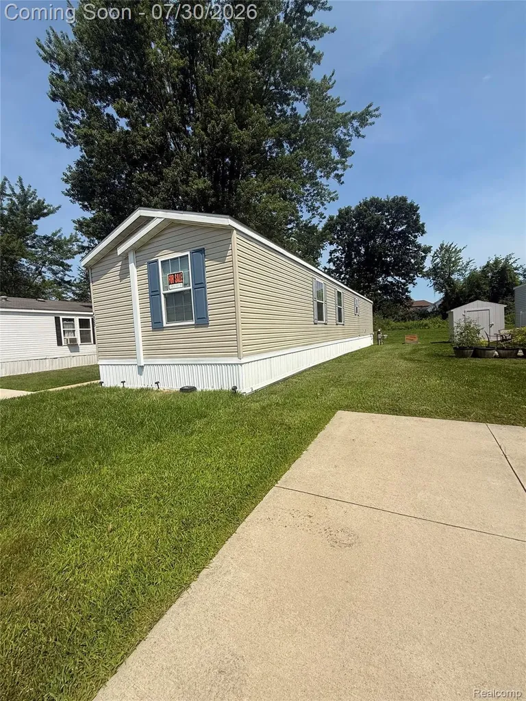 4505 Carlton Road Sterling Heights City MI 48310