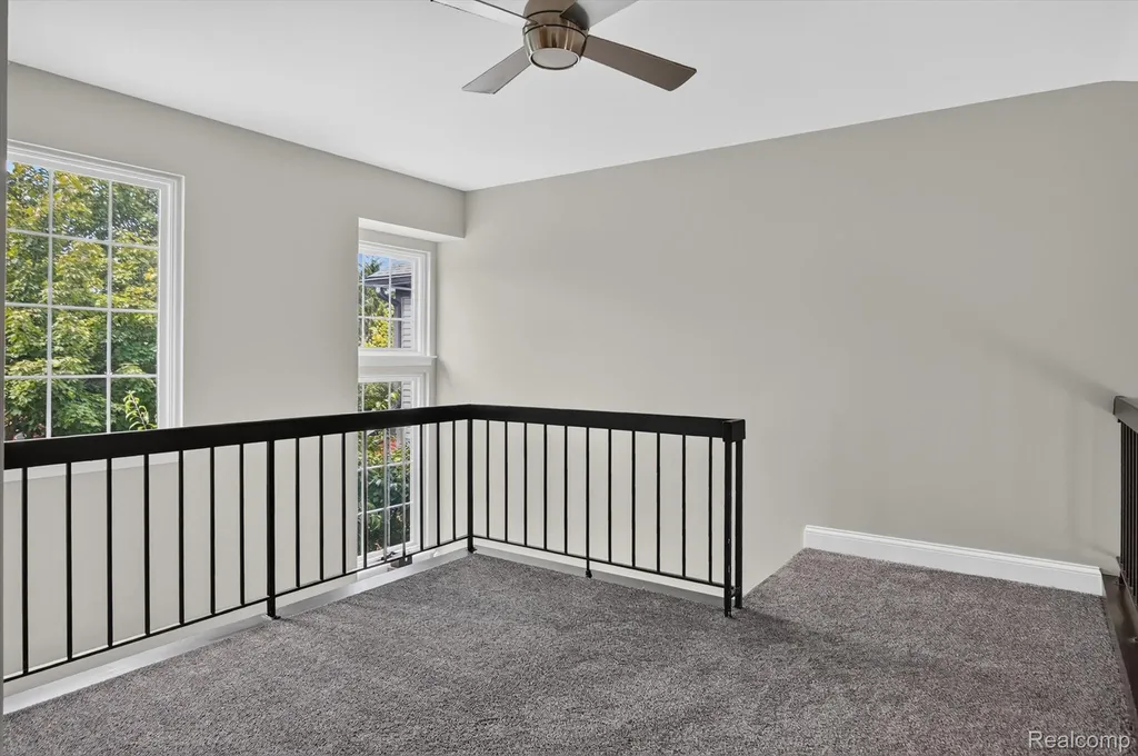532 Winwood Circle Walled Lake City MI 48390
