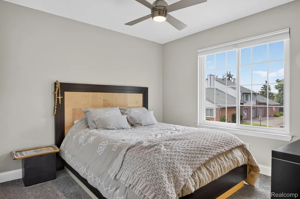532 Winwood Circle Walled Lake City MI 48390