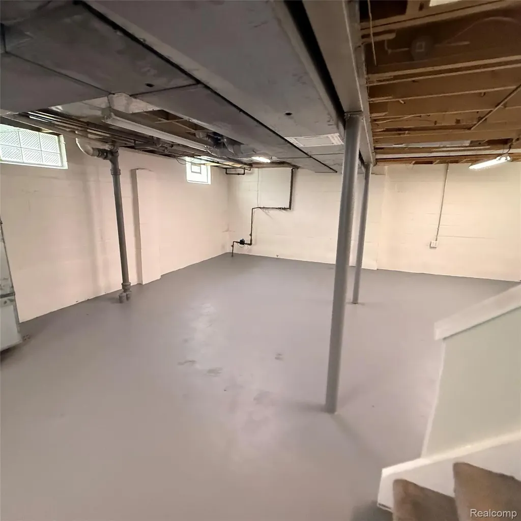 1791 Buckingham Avenue Lincoln Park City MI 48146