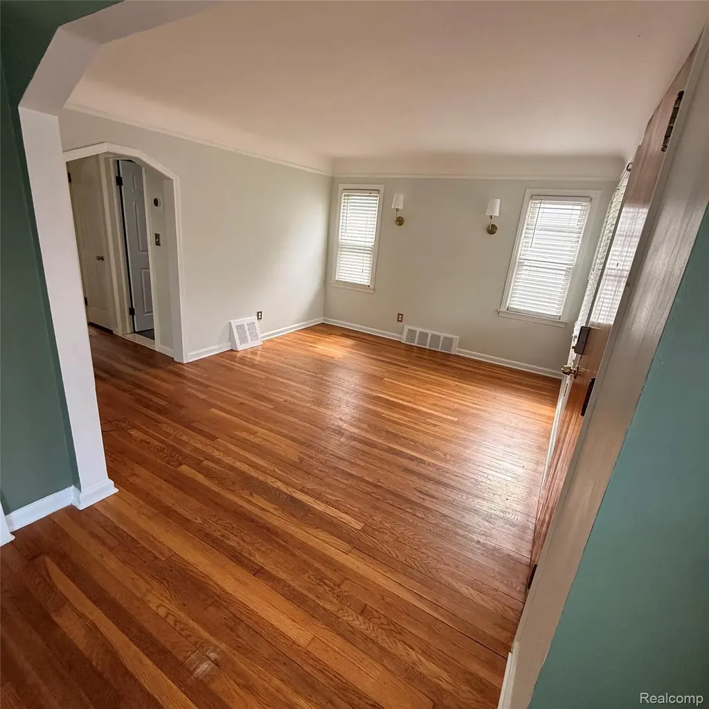 1791 Buckingham Avenue Lincoln Park City MI 48146