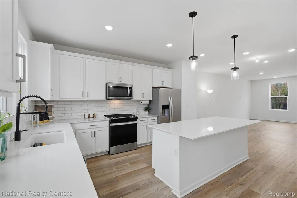 43034 Atwood Avenue Novi City MI 48375