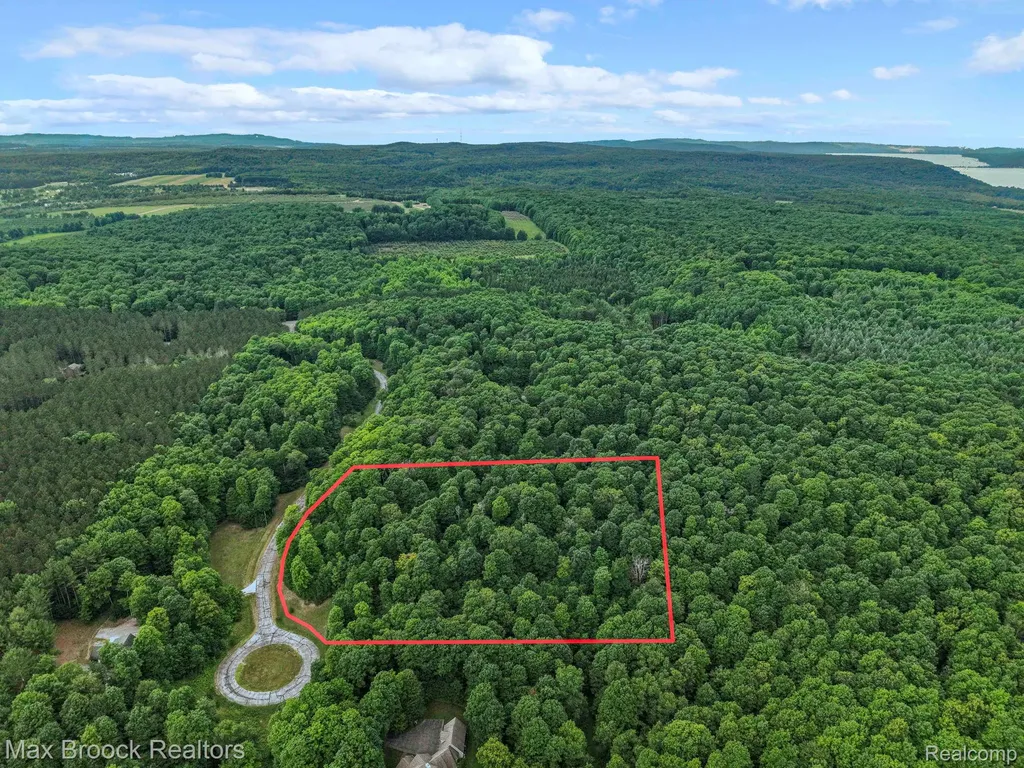0000 Mackinaw Ridge Kasson Township MI 49630
