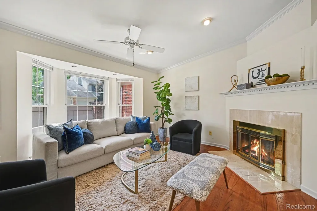 7140 Green Farm Road West Bloomfield Charter Township MI 48322