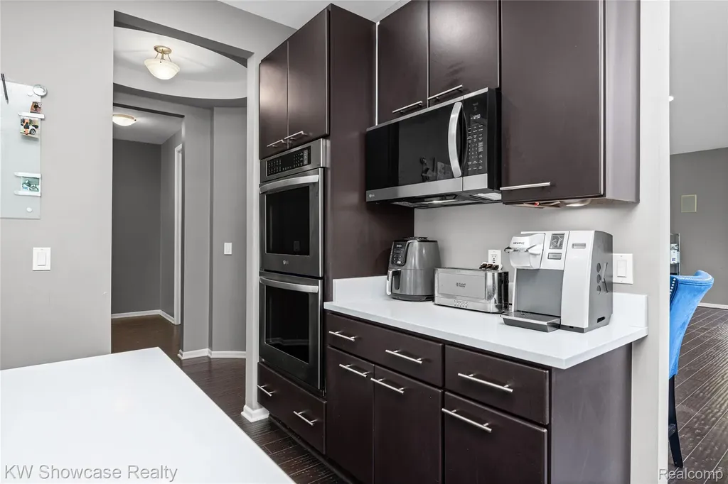 5608 Pembrooke Crossing West Bloomfield Charter Township MI 48322