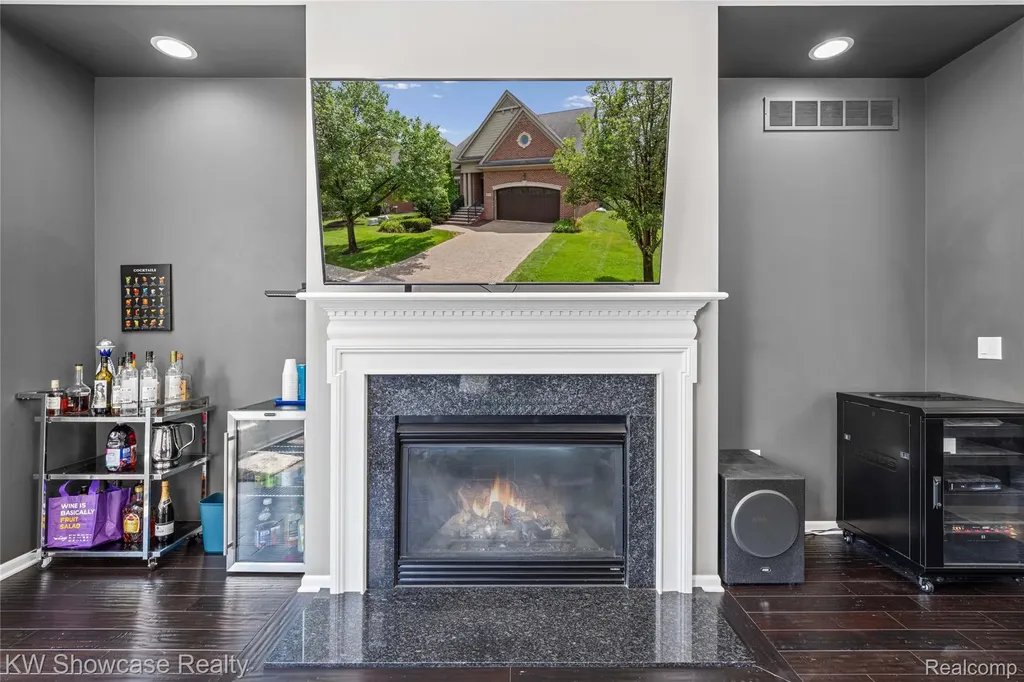 5608 Pembrooke Crossing West Bloomfield Charter Township MI 48322