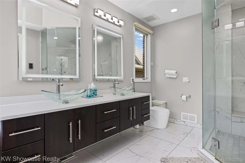 5608 Pembrooke Crossing West Bloomfield Charter Township MI 48322