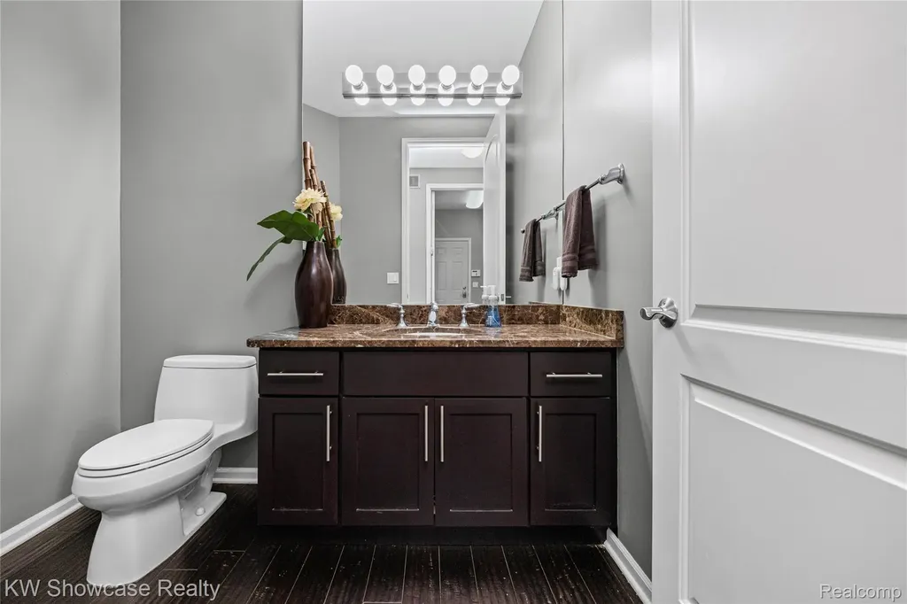 5608 Pembrooke Crossing West Bloomfield Charter Township MI 48322