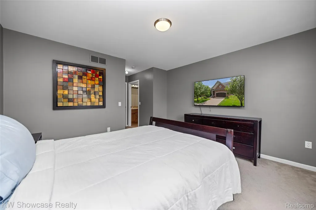 5608 Pembrooke Crossing West Bloomfield Charter Township MI 48322
