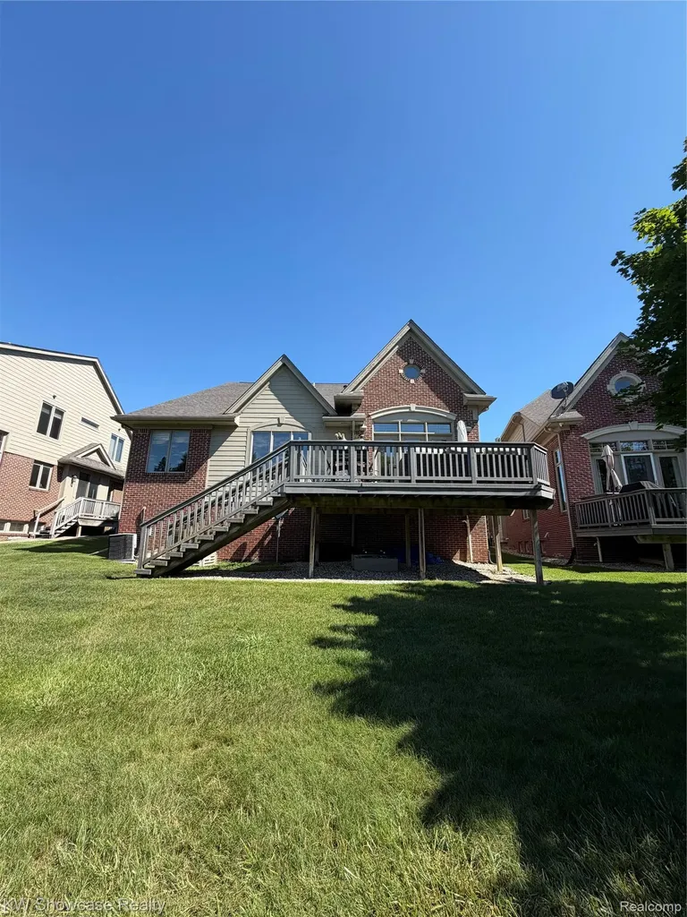 5608 Pembrooke Crossing West Bloomfield Charter Township MI 48322